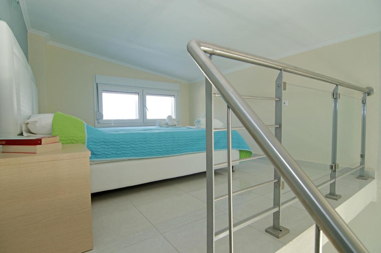 Mavridis Rooms 2 Nikíti Eksteriør bilde